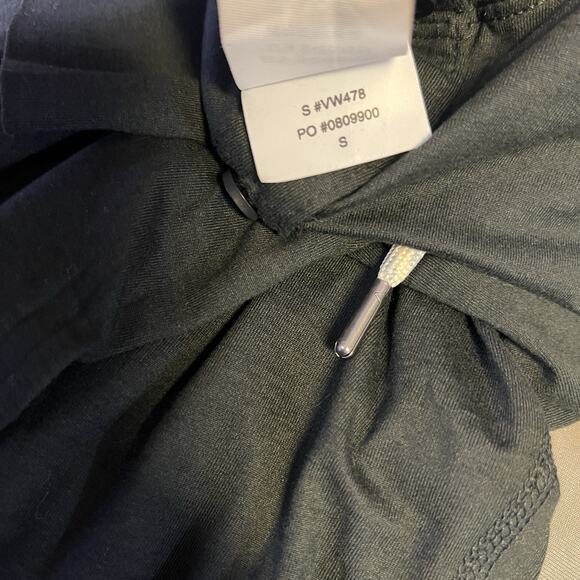 Vuori Women's Lux Henley Jumpsuit Size Small Henley Black Heather Tie Waist NWT - Picture 14 of 16